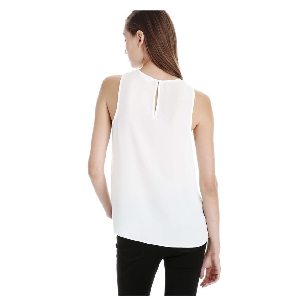 𝅺beaded Sleeveless Blouse - Picture 2 of 6
